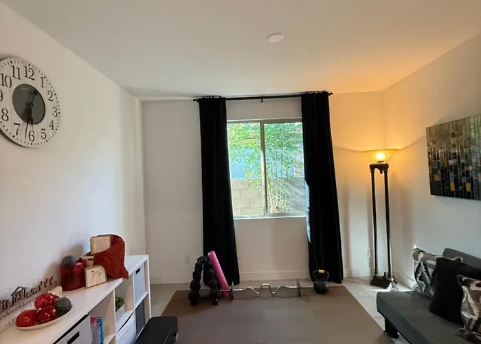 4br, Near By State Farm, La Dodgers, Arena & Luke Air Force Base Glendale