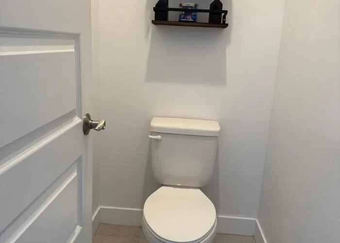 4br, Near By State Farm, La Dodgers, Arena & Luke Air Force Base *